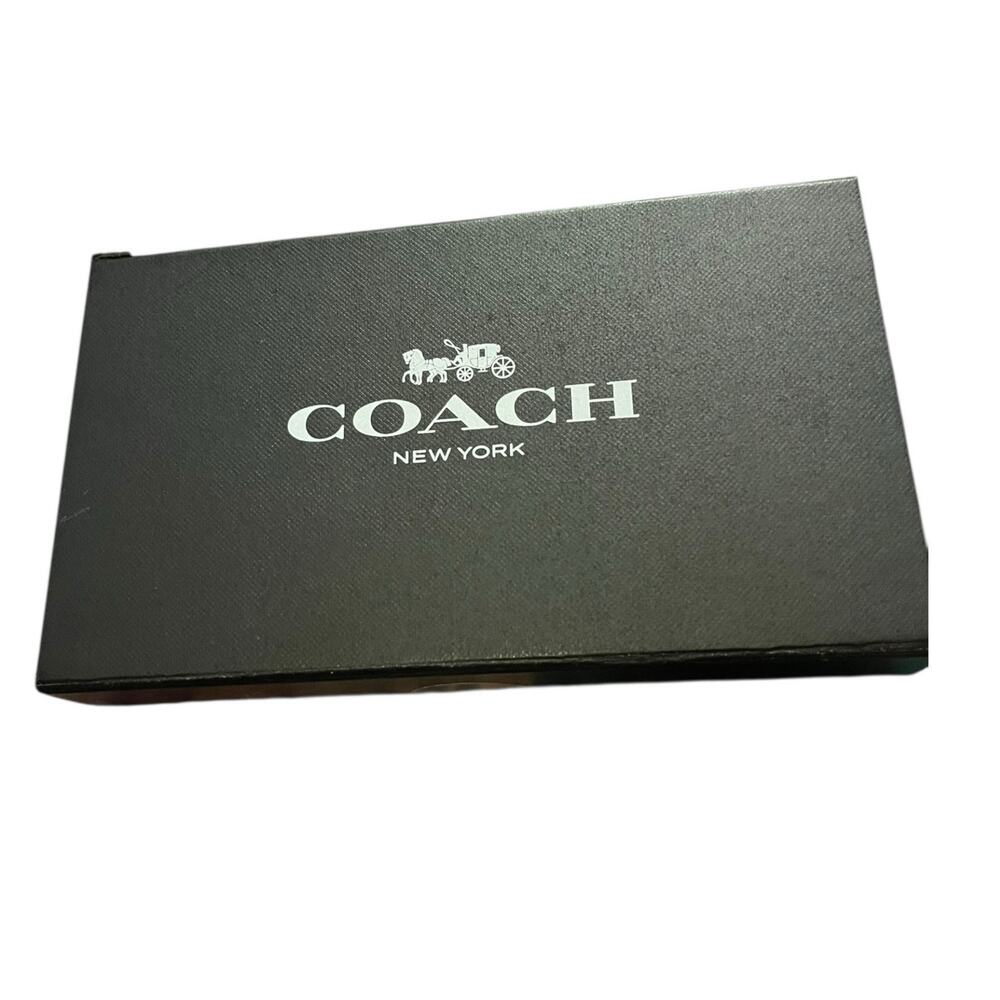 Coach Navy Blue Pebble Leather Phone Zip Around Accordion Wallet with box - Picture 11 of 12